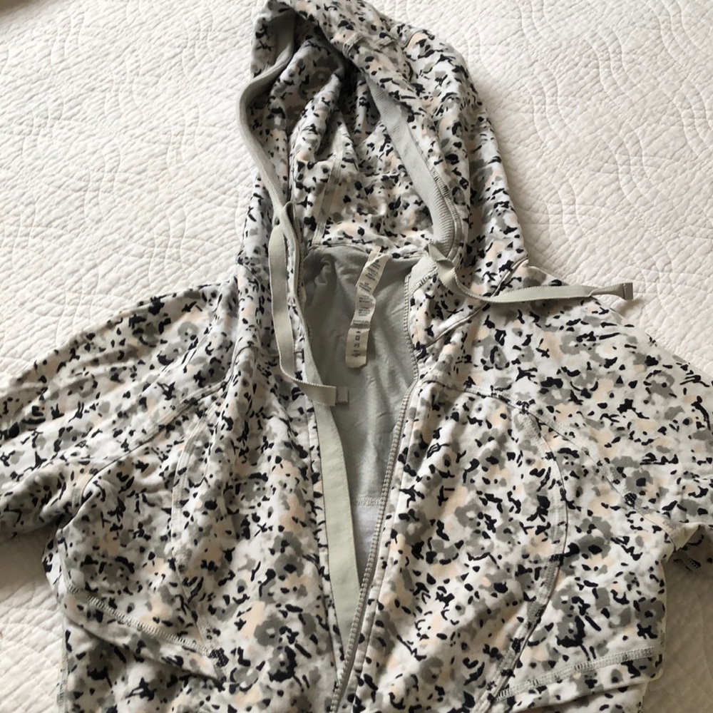 LuLuLemon Jacket/Sweatshirt